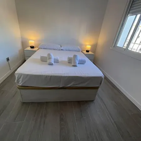 Family Flat Close To The Centre-v-estrell Apartment Malaga