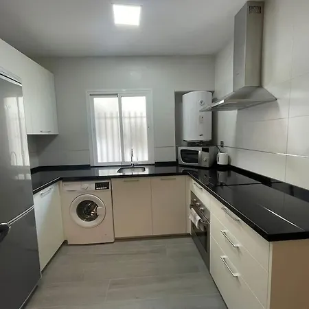 Family Flat Close To The Centre-v-estrell Apartment *