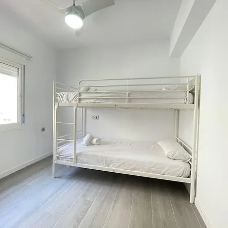 Family Flat Close To The Centre-v-estrell Apartment Malaga